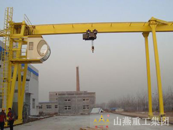 龍門(mén)起重機(jī)有哪些類(lèi)型？主要用途和特征是什么？